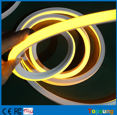 แอนติยูวี สีน้ําตาลสีขาว PVC สีเหลือง LED Neon Flex Light สําหรับตกแต่ง