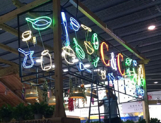 ซาลิ่ง แจ็ค แดเนียลส์ LED Neon Signs ความเห็นที่ดีสําหรับป้าย