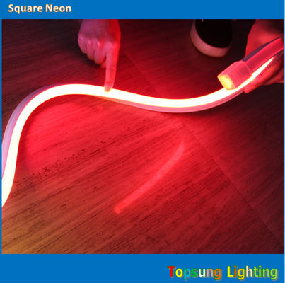 สีแดง LED Neon Flex Light LED Neon Rope Light 16*16mm ตาราง Ip68 AC 110v