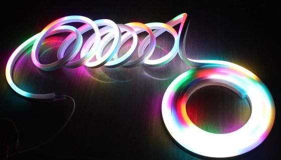 แสงตกแต่งกลางแจ้ง RGB DMX ไฟ LED ไฟเนออนเฟล็กซ์ดิจิตอล 10 พิกเซลต่อเมตร